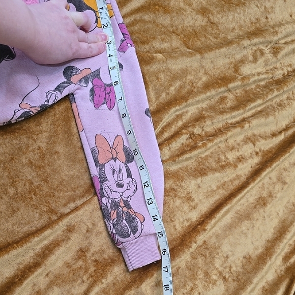 Disney Minnie Mouse Pink Sweatshirt Girls Small - Picture 4 of 10